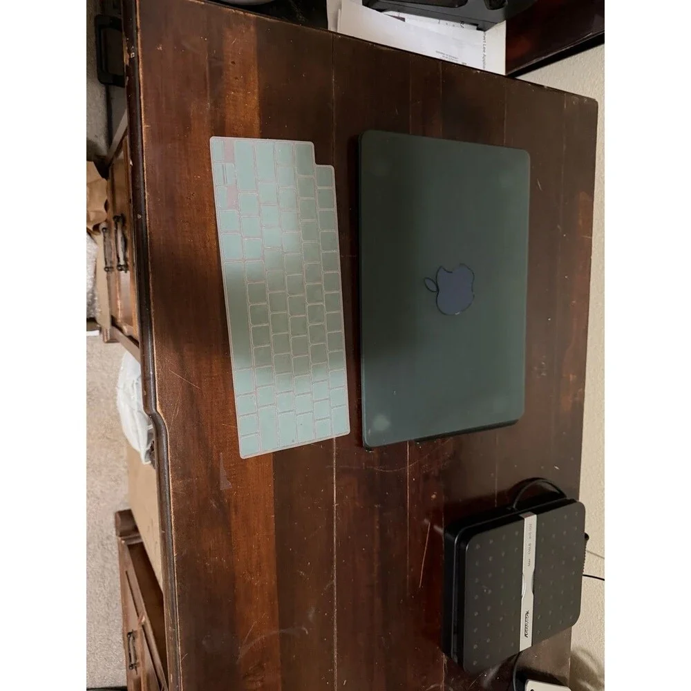 MacBook Air 13 Inch Hard Case And Keyboard Cover Green - Box Not Included
